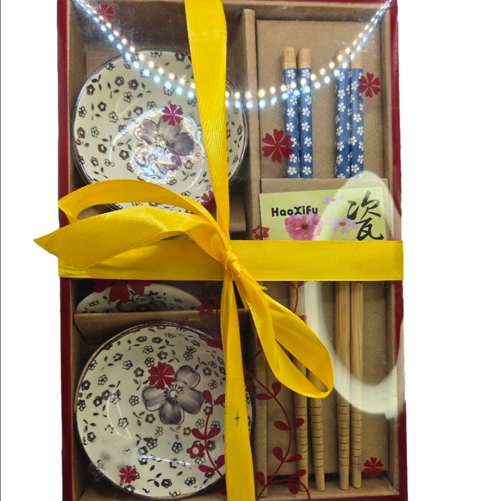 BiaNian Porcelain Floral Bowls Chopsticks Set 2